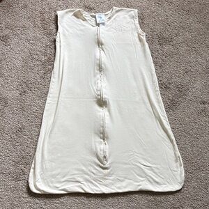 XL Halo Cream Sleeveless Zip Front Baby Sleep Sack